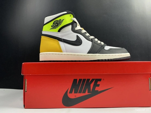 OG 'VOLT GOLD' 1 RETRO JORDAN 555088-118 AIR HIGH 0811